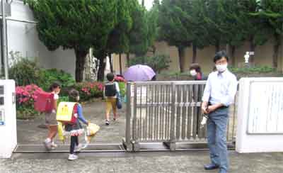 ６月１日登校風景